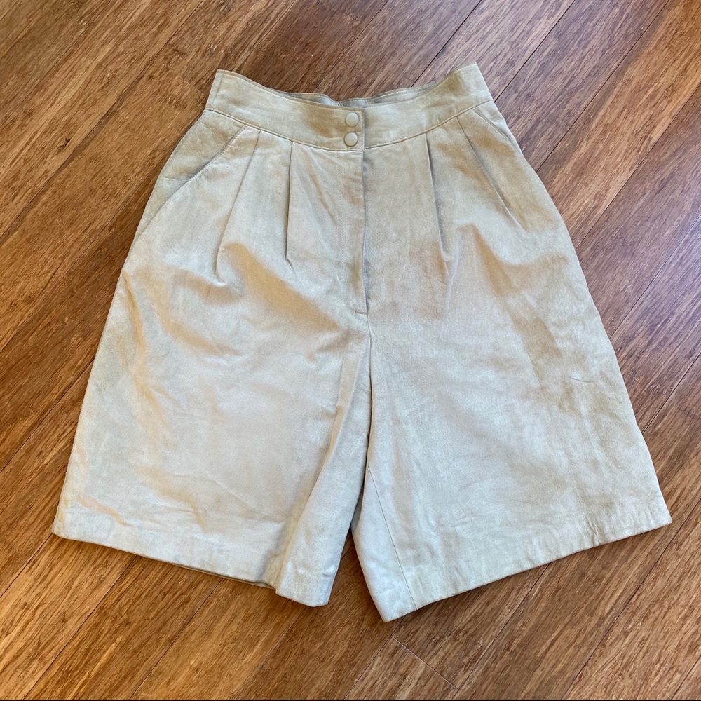 VINTAGE oatmeal suede high-waist shorts